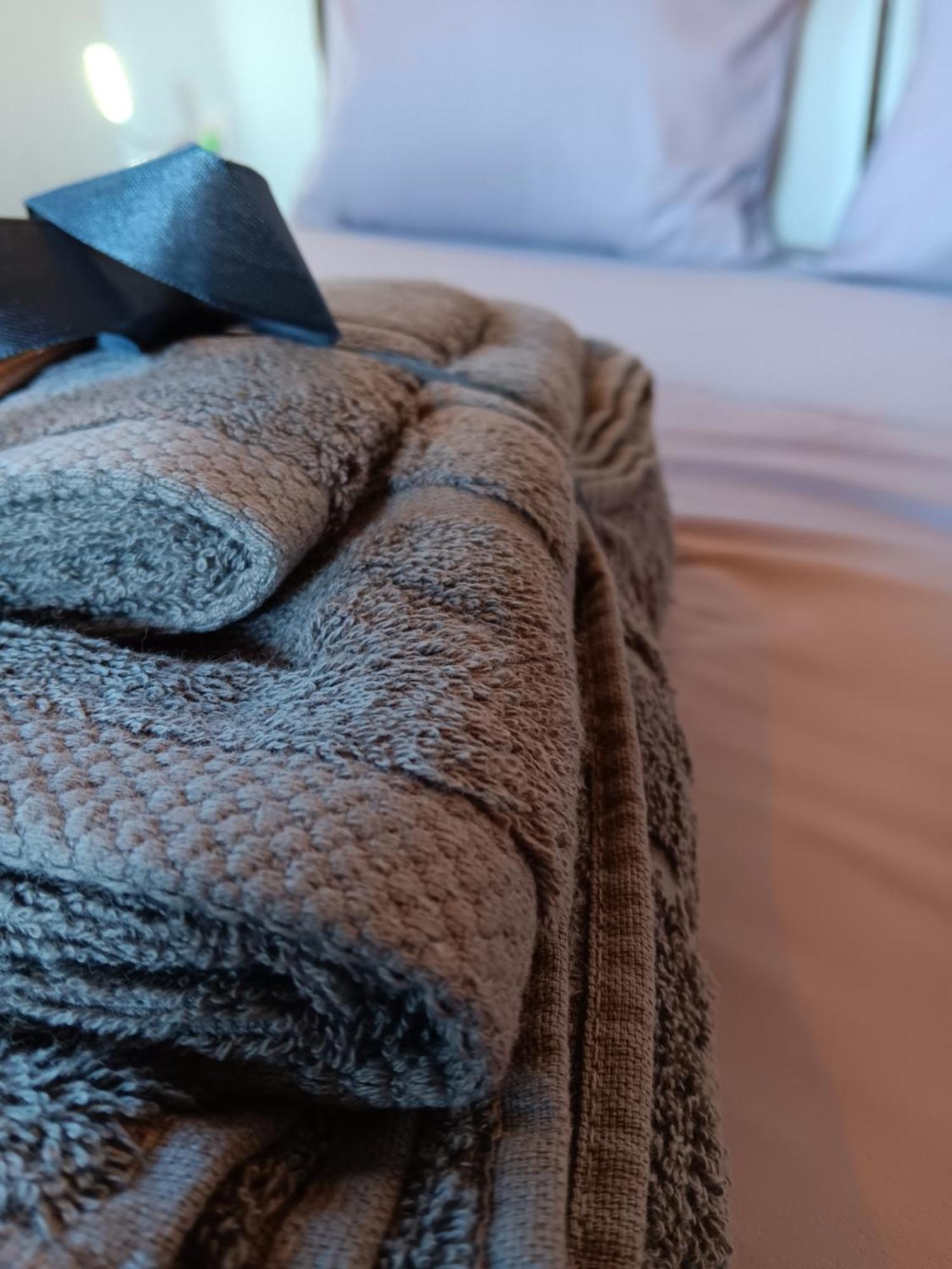 Tolis Rooms Himarë Eksteriør billede